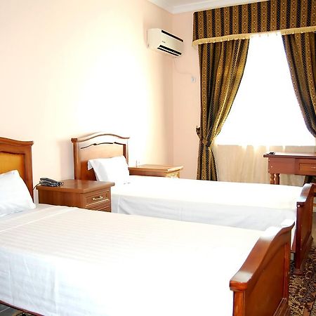 Crown Hotel Ташкент Екстериор снимка