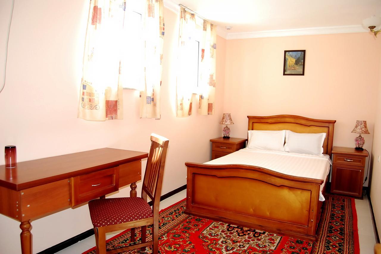 Crown Hotel Ташкент Екстериор снимка