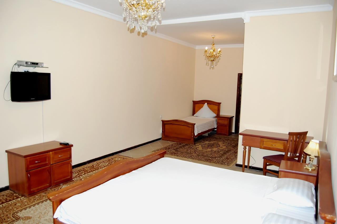 Crown Hotel Ташкент Екстериор снимка