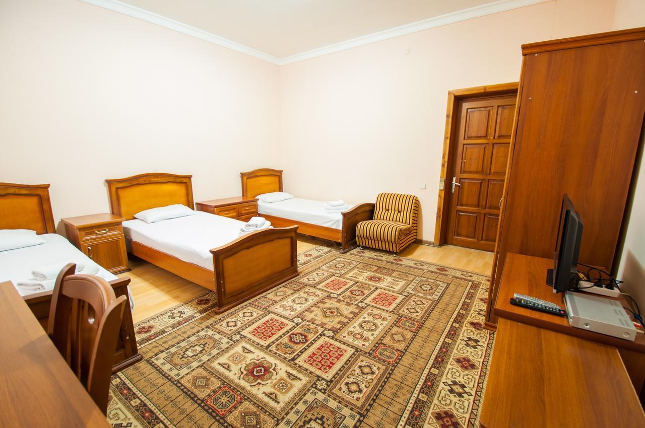 Crown Hotel Ташкент Екстериор снимка